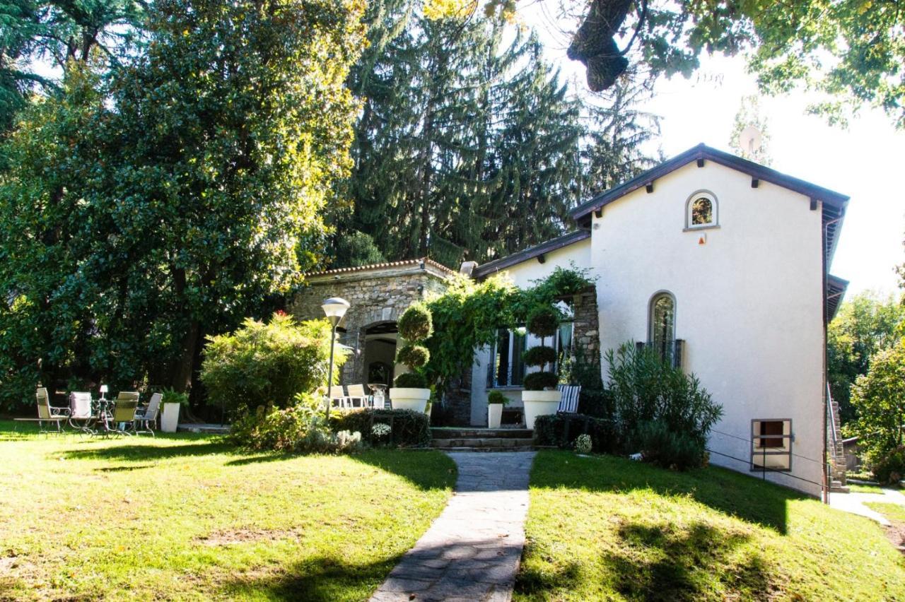 "La Selvetta" Bed And Breakfast Buguggiate Dış mekan fotoğraf