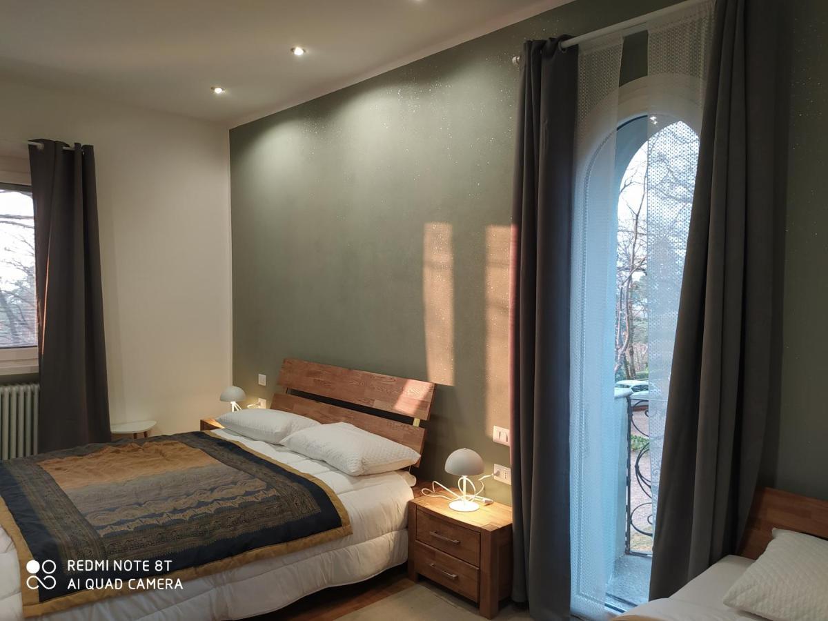 "La Selvetta" Bed And Breakfast Buguggiate Dış mekan fotoğraf