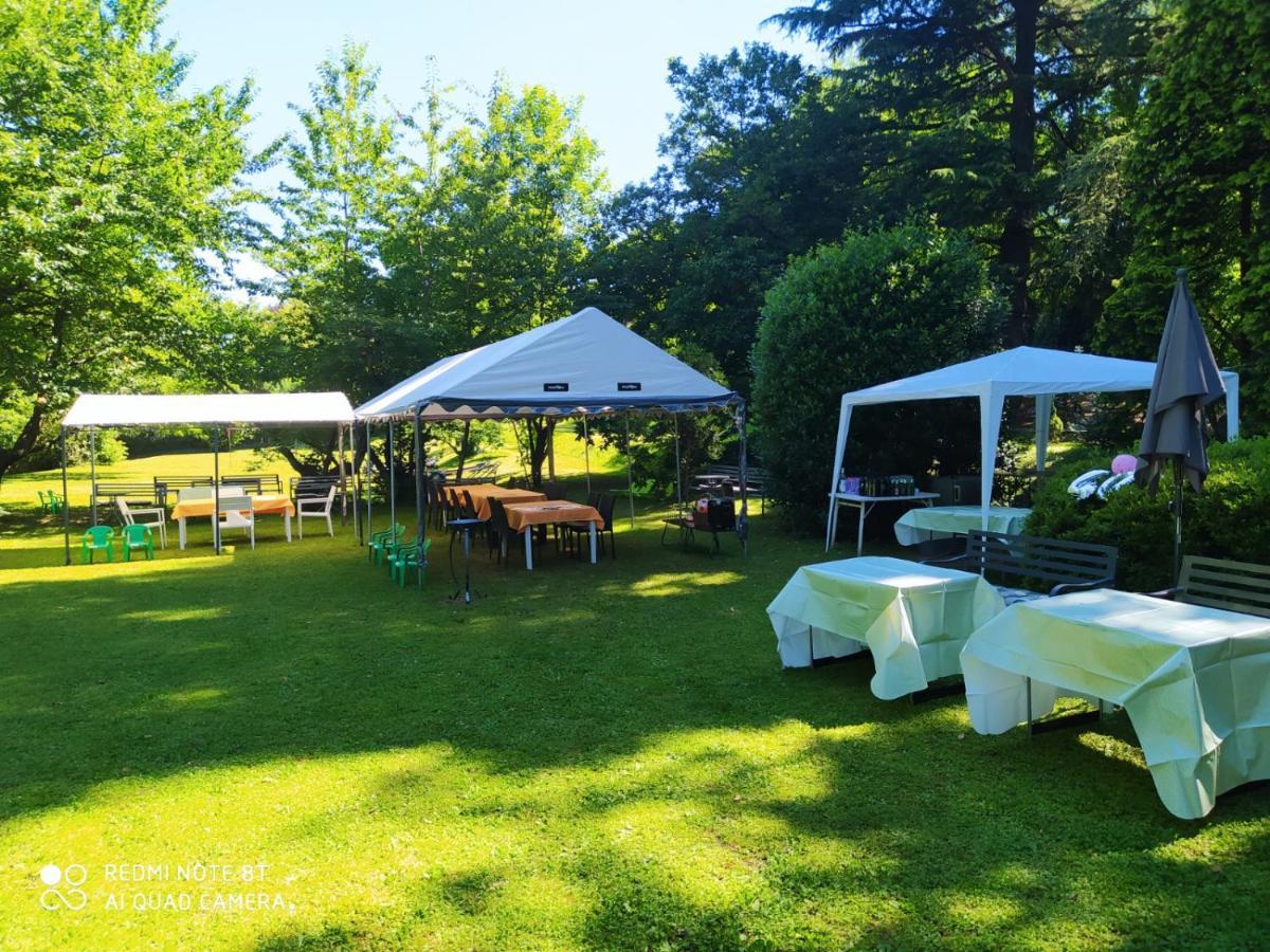"La Selvetta" Bed And Breakfast Buguggiate Dış mekan fotoğraf