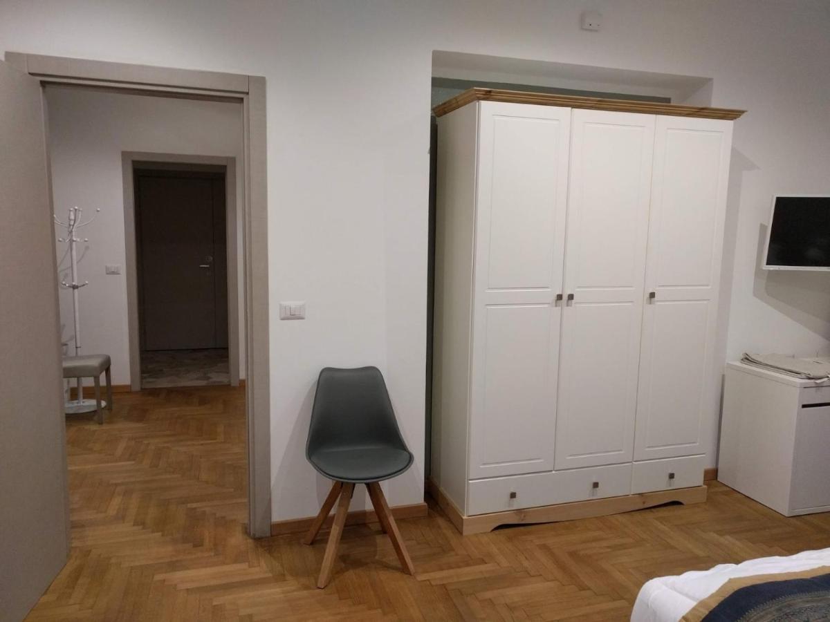 "La Selvetta" Bed And Breakfast Buguggiate Dış mekan fotoğraf