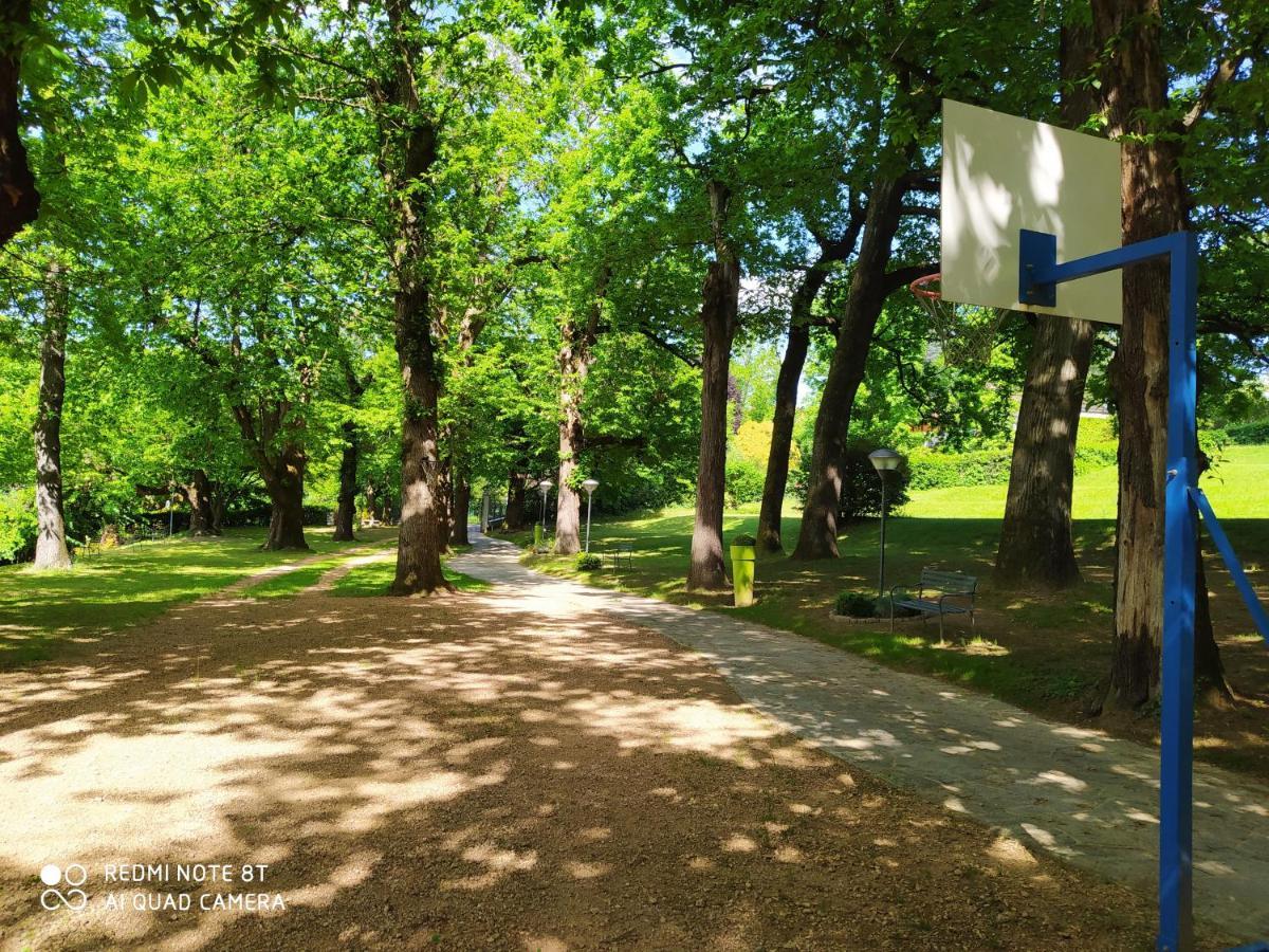 "La Selvetta" Bed And Breakfast Buguggiate Dış mekan fotoğraf