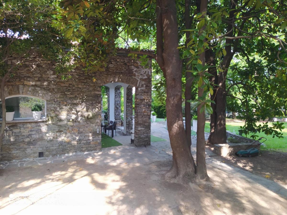 "La Selvetta" Bed And Breakfast Buguggiate Dış mekan fotoğraf