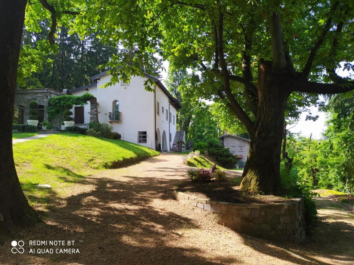"La Selvetta" Bed And Breakfast Buguggiate Dış mekan fotoğraf