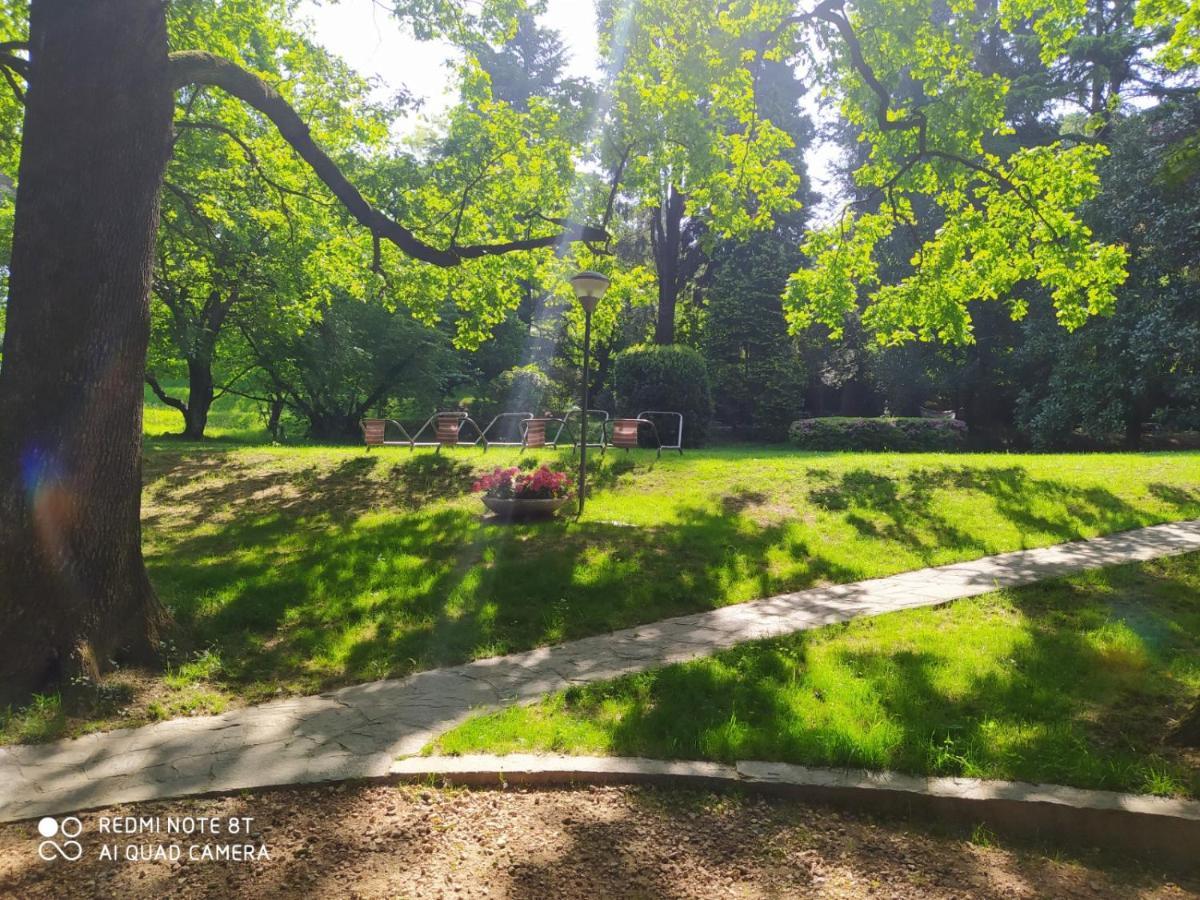 "La Selvetta" Bed And Breakfast Buguggiate Dış mekan fotoğraf