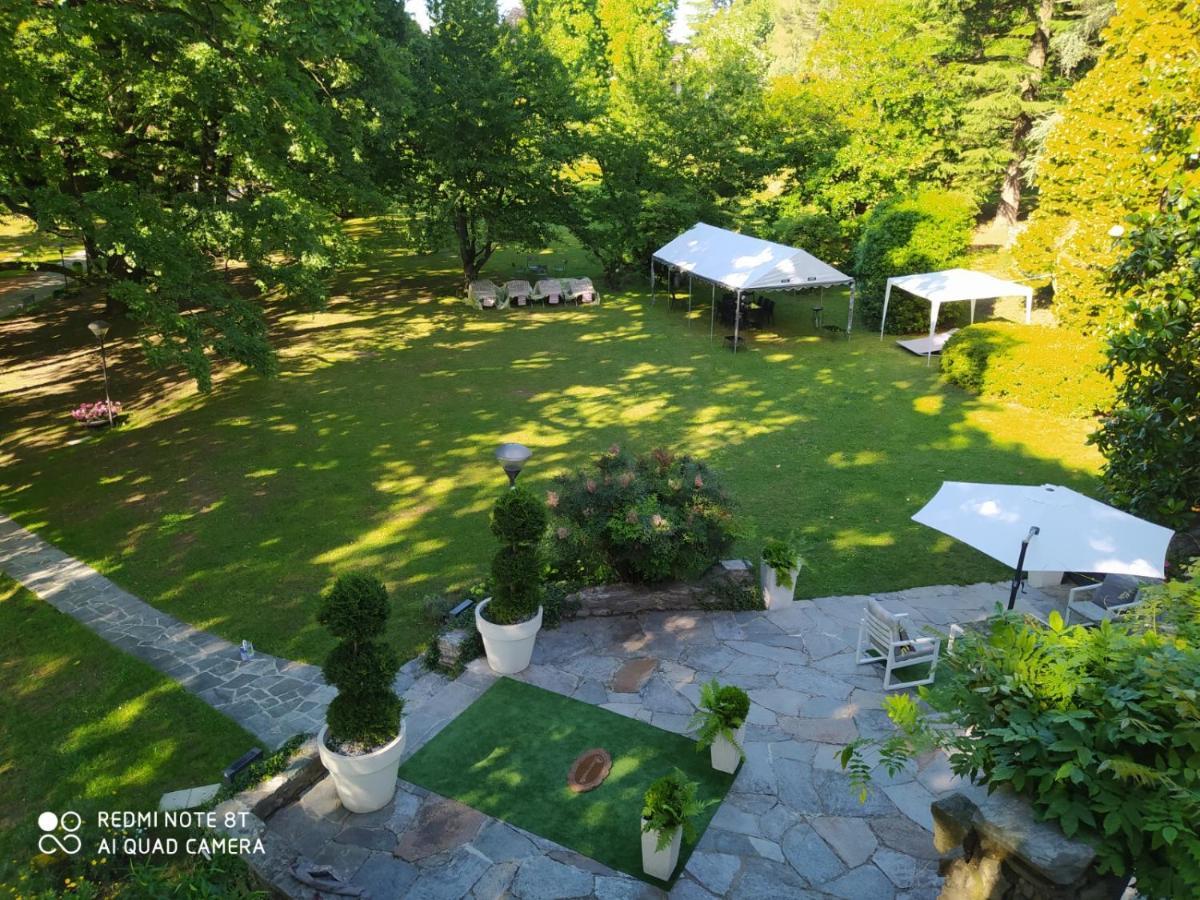 "La Selvetta" Bed And Breakfast Buguggiate Dış mekan fotoğraf